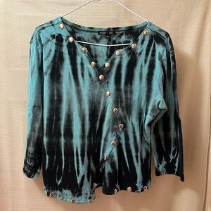 Boho Chic Blue and Black Tie-Dye Snap Button Detail Top | Women’s XL